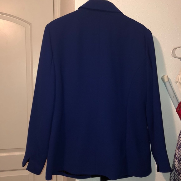 Blazer with slit sleeve - Picture 3 of 4